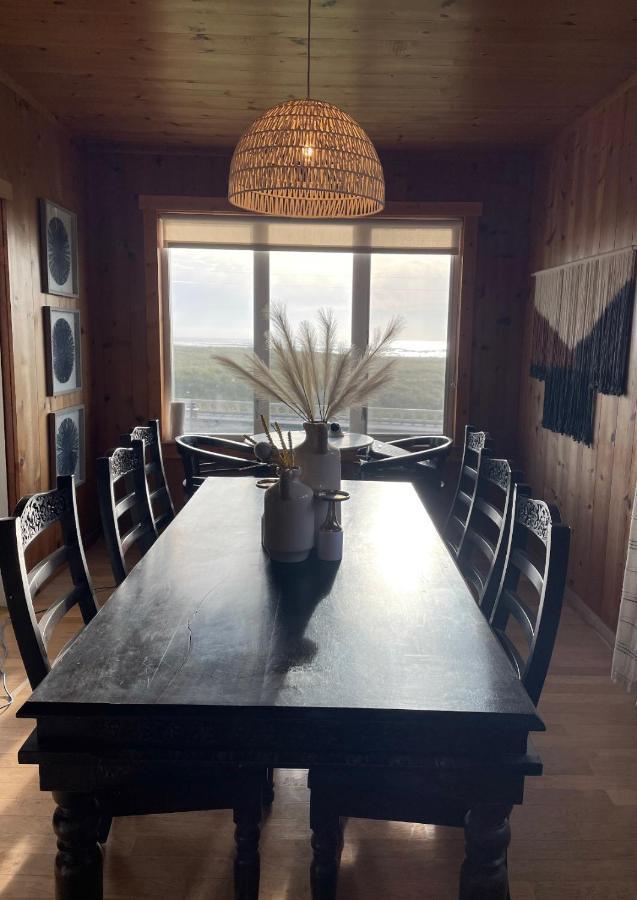 Seaside Beach Front House On The Promenade Екстериор снимка